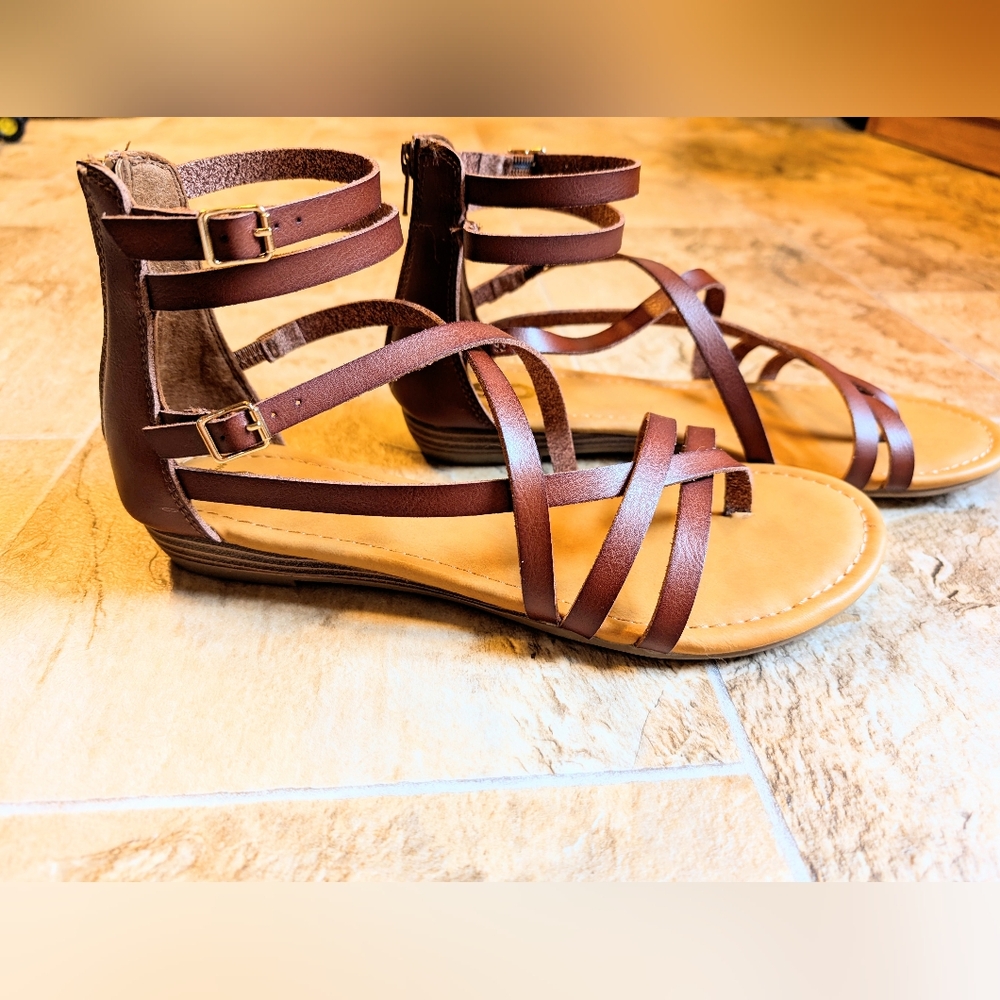SO Brown Gladiator style sandals size 10
